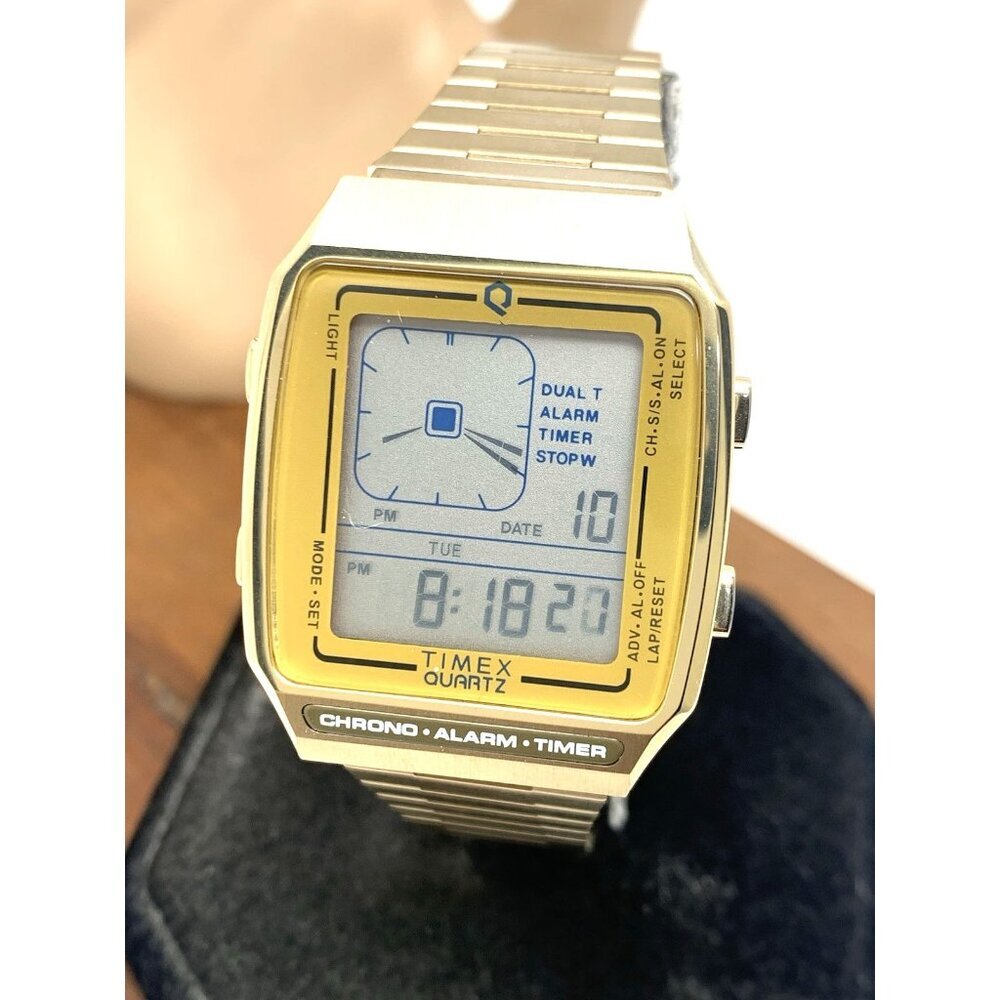 Timex Q Men's Watch TW2U72500 Quartz Digital Silver Gold Stainless Steel 33mm